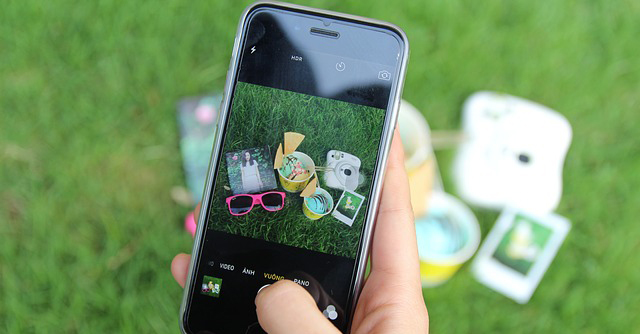 Visual Search Technologies in Ecommerce: How Do They Change the Online Purchasing Experience?